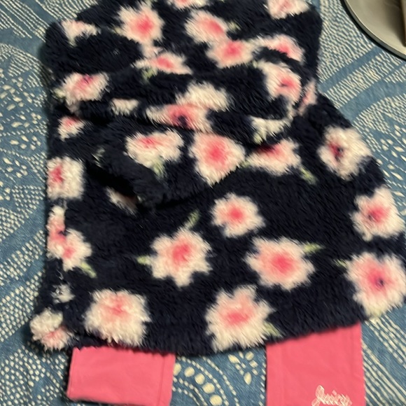 Girls Juicy Couture hooded outfit with leggings . BNWTS!! - Picture 3 of 3